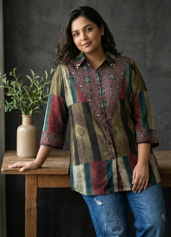 Woman wearing Ajrakh print Top | Kunvarani