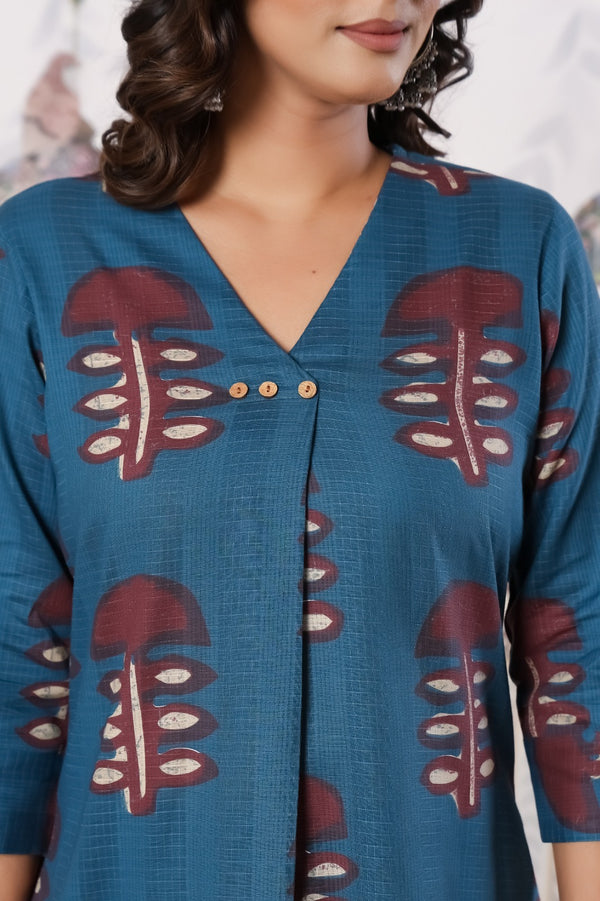 V Neck Blue Kurthi Set Daily wear - drape and fit detail | Kunvarani