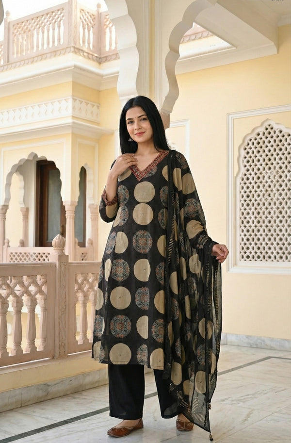 Cotton fabric detail - V Neck with Dupatta Kurti Set | Kunvarani
