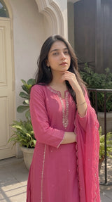 Woman wearing Pink Cotton Blend Beadwork Mandarin Collar Kurti Set with Dupatta | Kunvarani