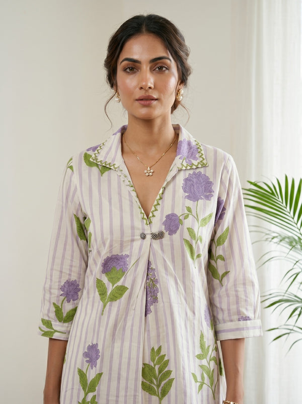 Woman wearing Color Neck coord Set | Kunvarani