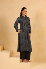 Woman wearing Long Coord Set | Kunvarani