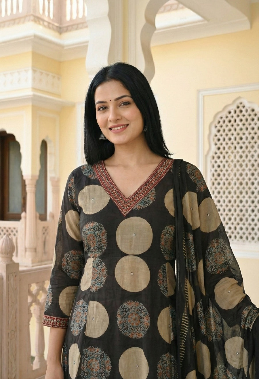 Black V Neck with Dupatta Kurti Set - Cotton | Kunvarani