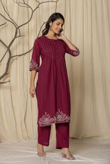 Embroidery work Kurti Set back view - Cotton | Kunvarani